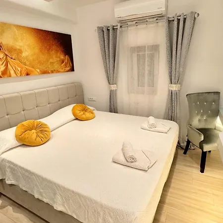 Villa Apostolis House *