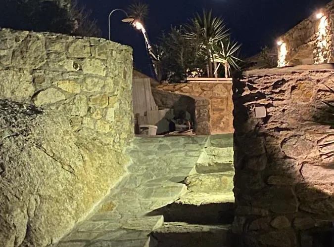 Apostolis House فيلة